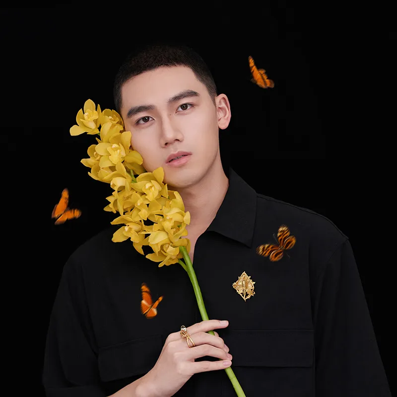 Daparo Yeung Premium Enamel Brooches Unisex-4