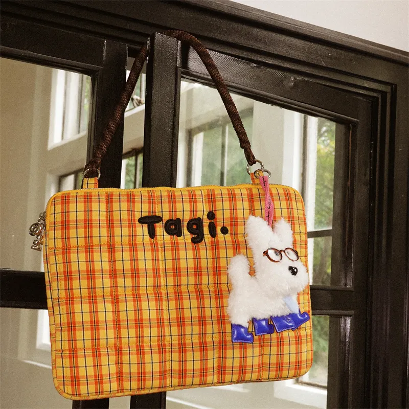 Tagi. Cotton Filled Embroidery Beads Portable One Shoulder Laptop Bag, Laptop Bag Unisex Citrus Orange Cookie-1