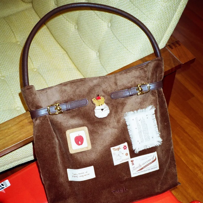 Tagi. Corduroy Shoulder Bag Unisex Brown-5