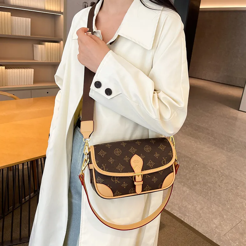 Debecca PU Shoulder Bag Crossbody Bag Regular Women's Brown/Khaki-4
