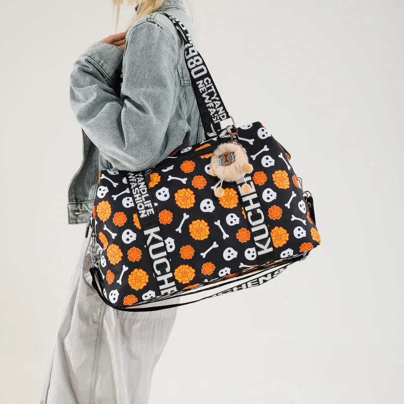 Debecca Fabric Travel Bag Women's Multicolor-10