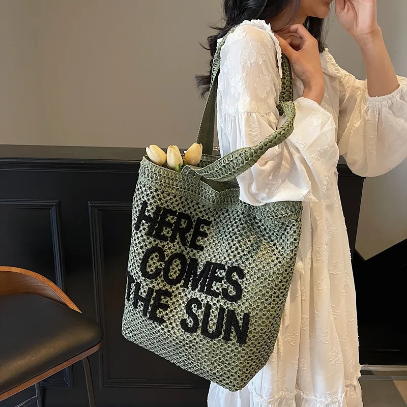 Debecca Straw Woven Shoulder Bag Regular Women's Multicolor-9