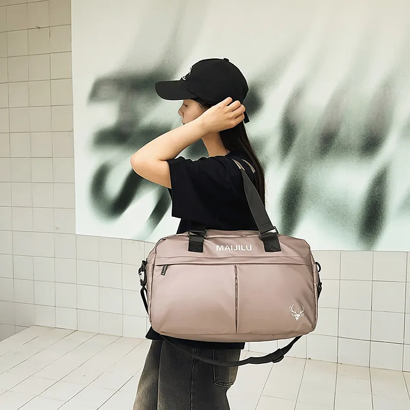 Debecca Membrana Dermalis Travel Bag Unisex Multicolor-11