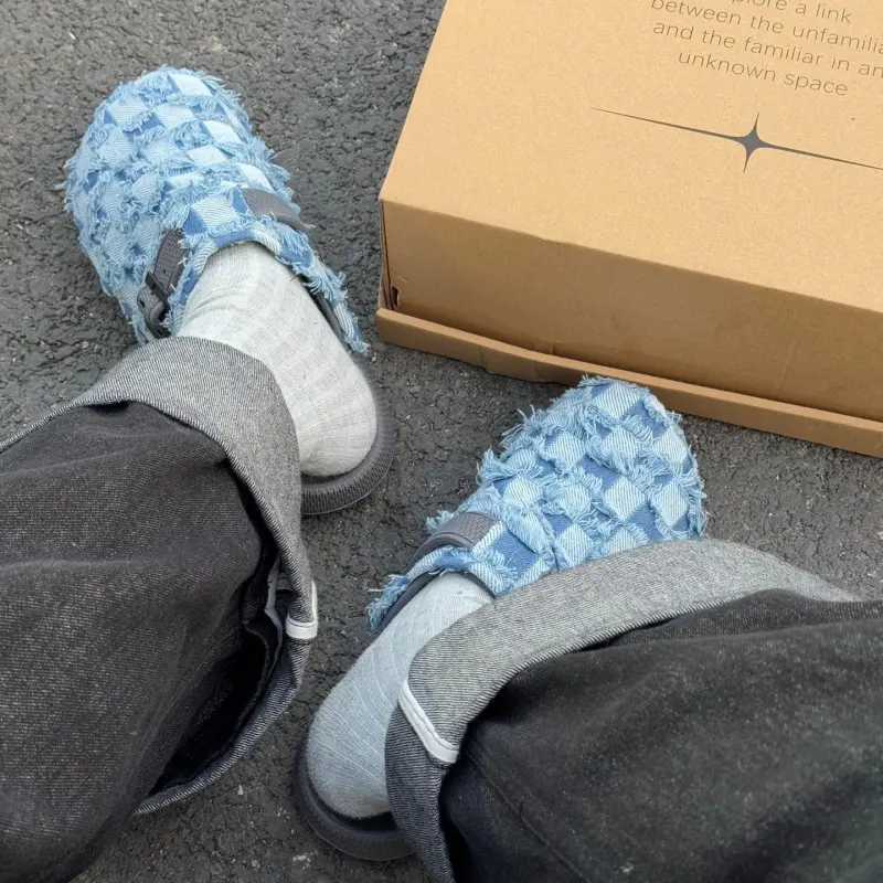 X3COMMUNE Slippers / Home Slippers-15