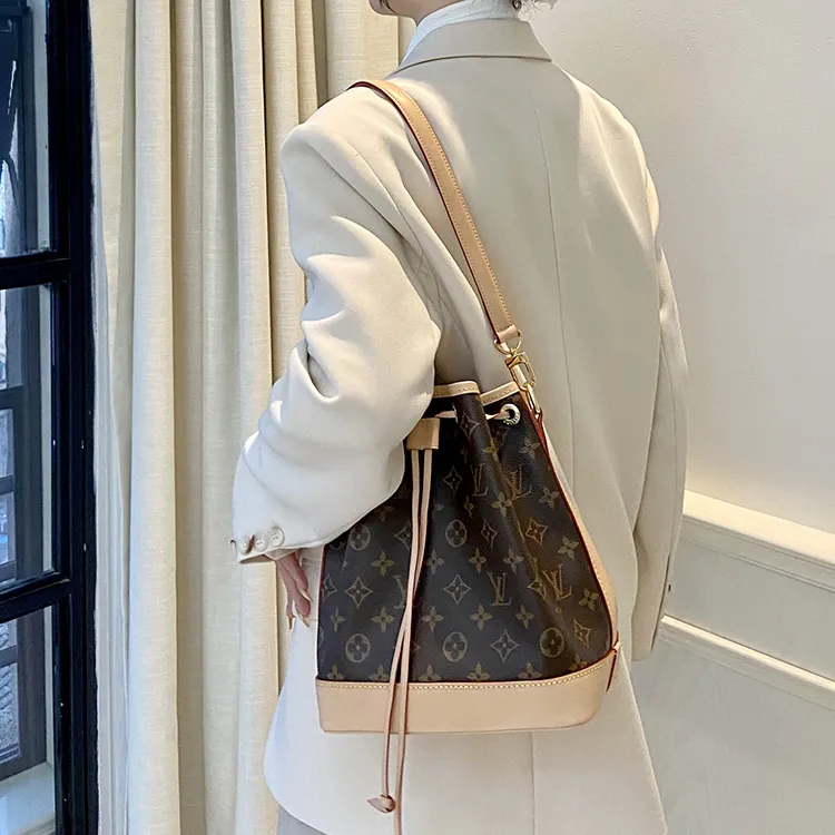 Ingenuity Handmade Cow Leather Bag Straps Women's Brown-4