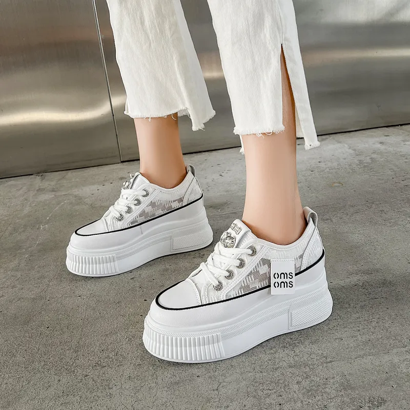 OMS Low Top Skateboard Shoes Women's-1