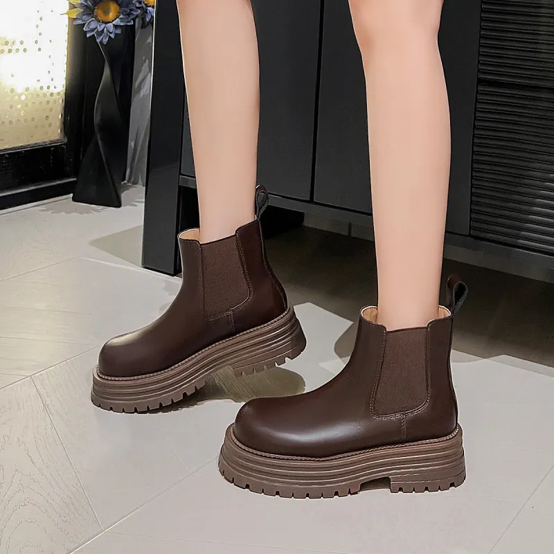 OMS Short Chelsea Boots Women's-8