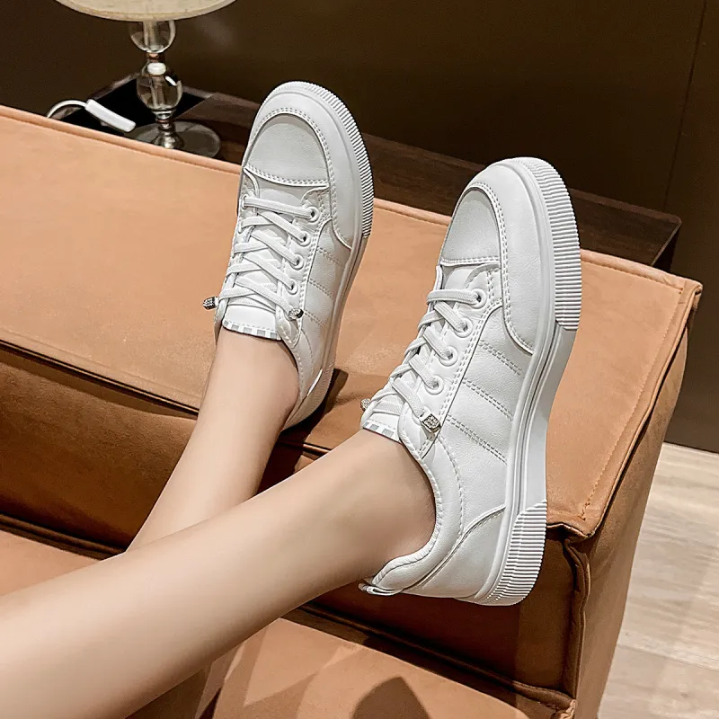 OMS Low-Top Skateboard Shoes Women's-6