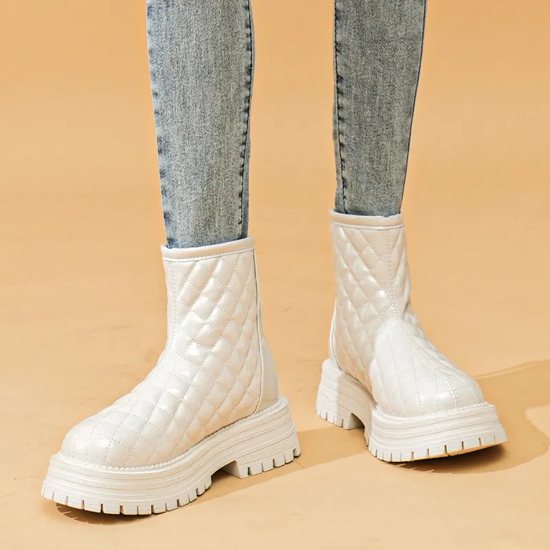 OMS Ankle Boots Women's Black/White-7