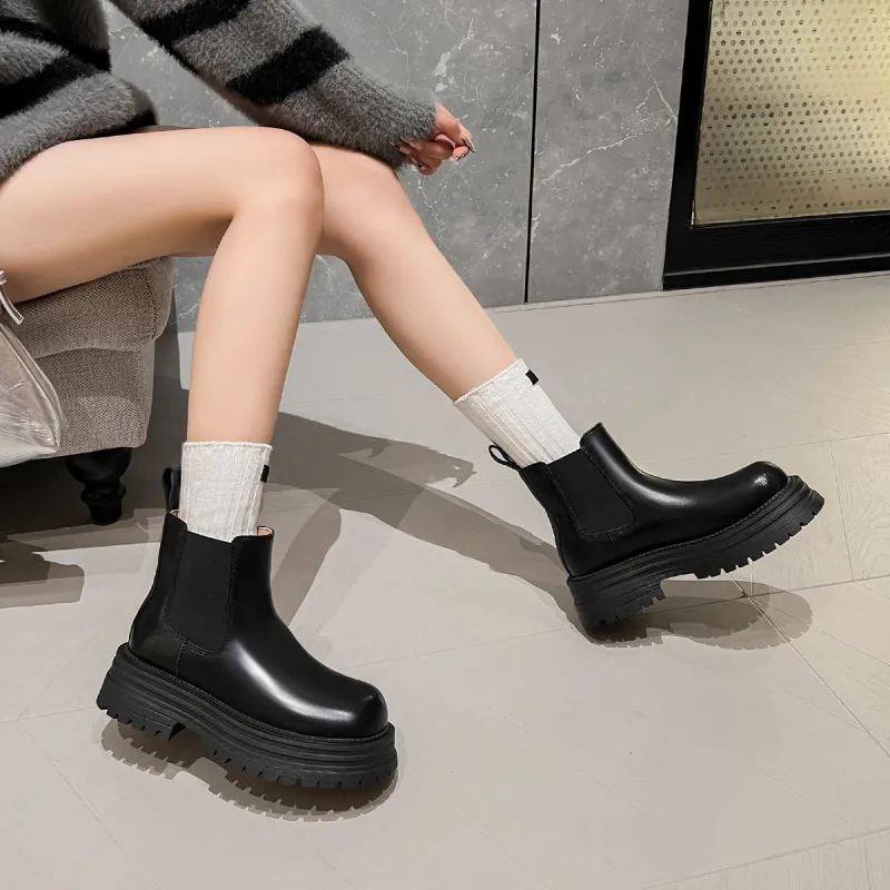 OMS Short Chelsea Boots Women's-2