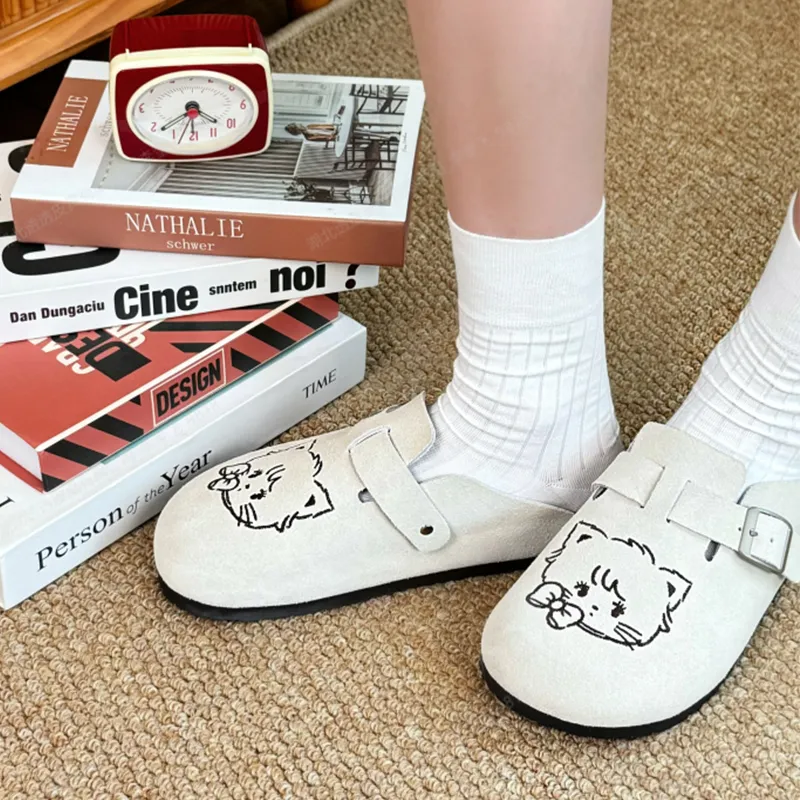 TTKJ Graffiti Slip Resistant Quick Dry Closed Toe Slippers Women's Sand Gray-1