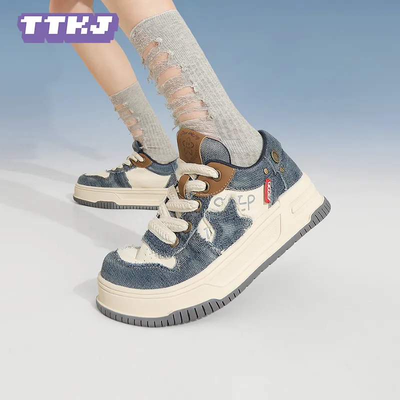 TTKJ Cushioning Height Increase With Slip Resistant Properties Low Top Skateboard Shoes Women's Washed Blue-5