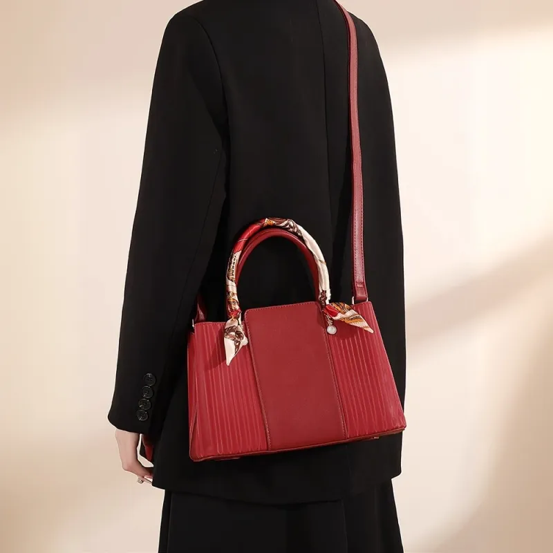 PAYOT Microfiber Synthetic Leather Shoulder Bag Crossbody Bag Handbag Women's Burgundy-4