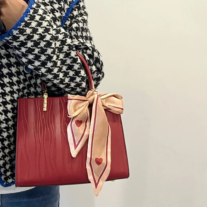 PAYOT Synthetic Leather Wedding Bag Shoulder Bag Crossbody Bag Handbag Regular Women's Black/Burgundy/Blue-11