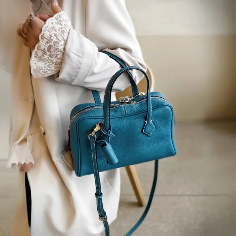 PAYOT Cow Leather Shoulder Bag, Crossbody Bag, Handbag Regular Women's Multicolor-1