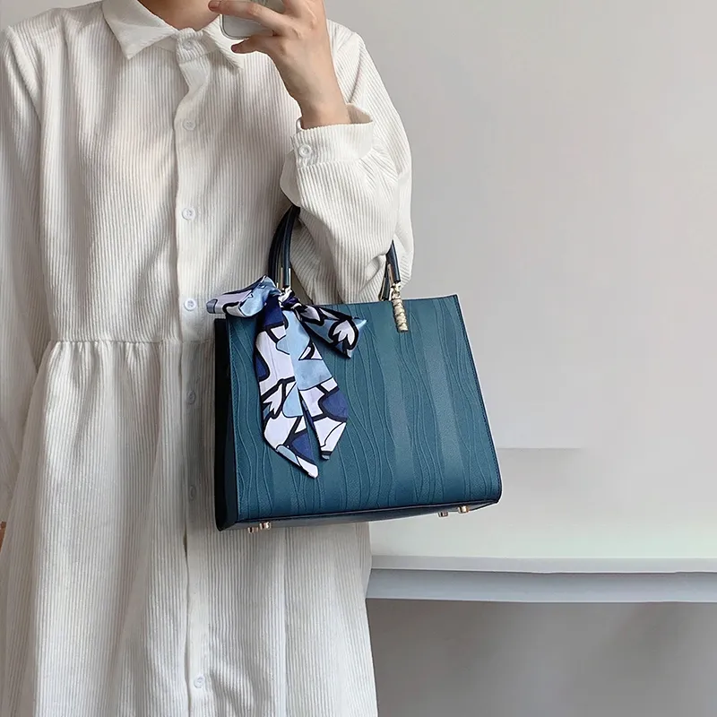 PAYOT Synthetic Leather Wedding Bag Shoulder Bag Crossbody Bag Handbag Regular Women's Black/Burgundy/Blue-16