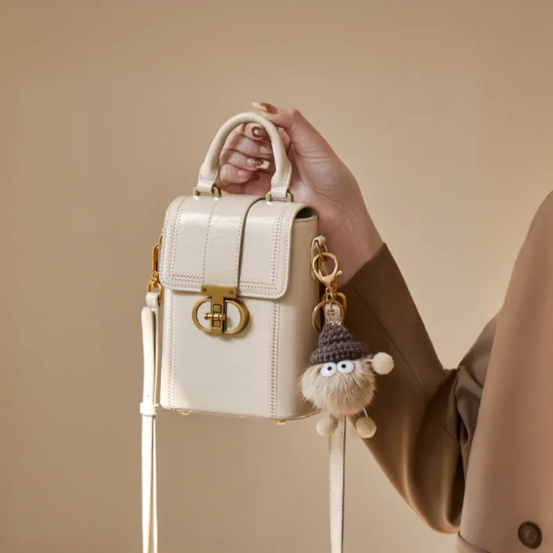 PAYOT Synthetic Leather Cell Phone Pouch Crossbody Handbag Women's Oil Wax White/White & Brown-5