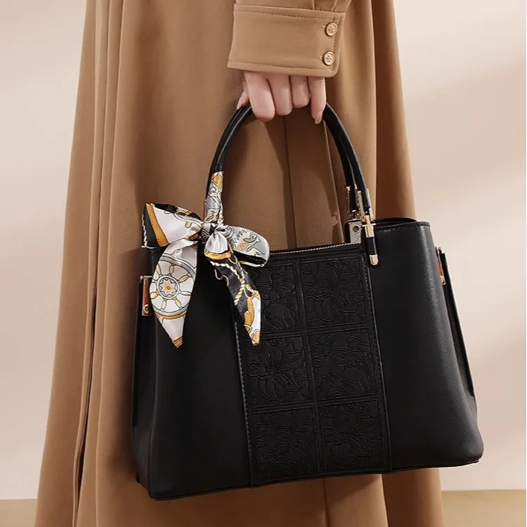 PAYOT Synthetic Leather One Shoulder Handbags Regular Women's Ecru/Apricot/Burgundy/Black-15