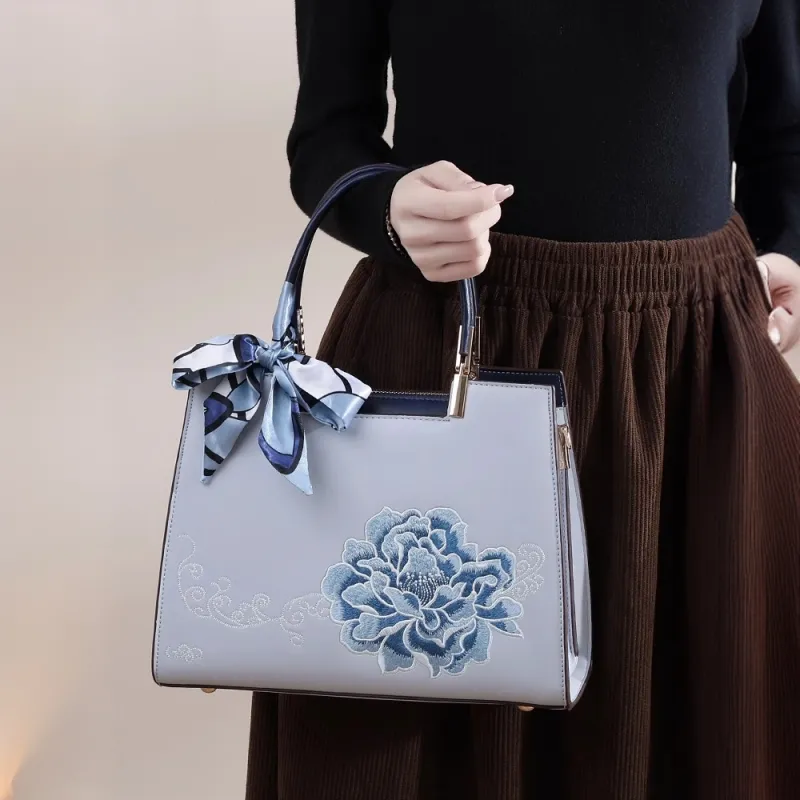 PAYOT Microfiber Synthetic Leather Shoulder Bag Crossbody Bag Handbag Women's Blue Peony-4
