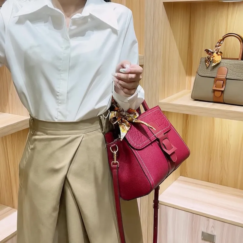 PAYOT Microfiber Synthetic Leather Wedding Bag Portable One Shoulder Crossbody Regular Women's Burgundy/Khaki-3