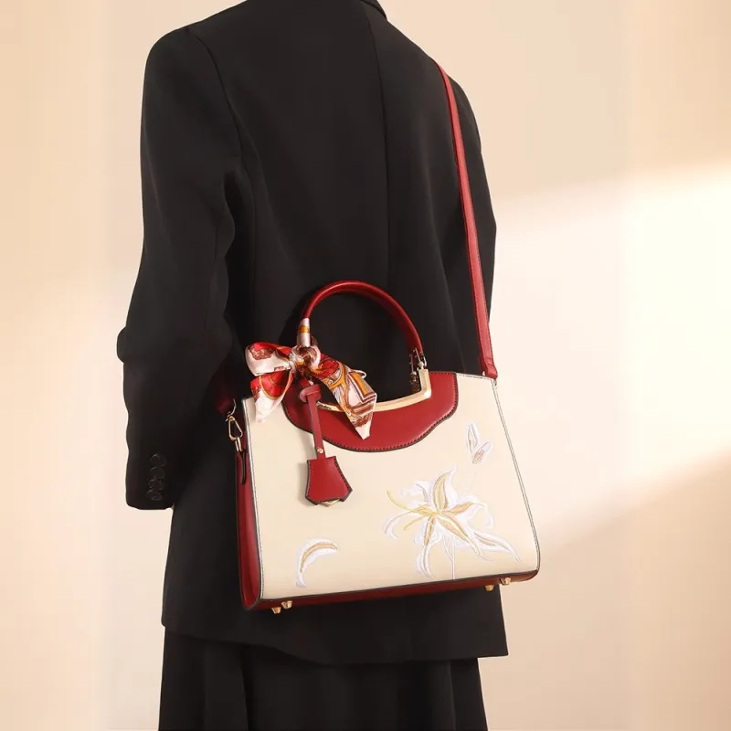 PAYOT Microfiber Synthetic Leather Shoulder Bag Crossbody Bag Handbag Women's Ecru & Burgundy-3