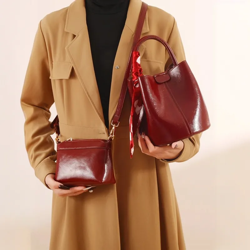 PAYOT Microfiber Synthetic Leather Shoulder Bag Crossbody Bag Handbag Regular Women's Burgundy-4
