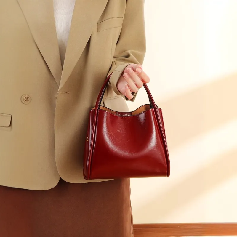 PAYOT Microfiber Synthetic Leather Shoulder Bag, Crossbody Bag, Handbag Regular Women's Burgundy-2