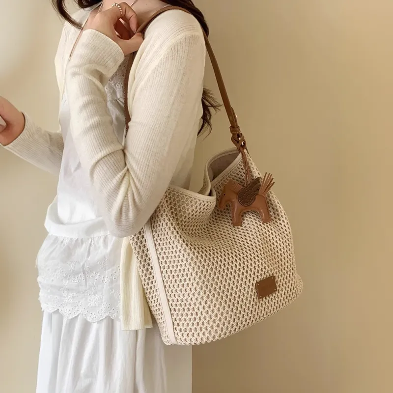 PAYOT Linen Ronal Holiday Shoulder Bag Regular Women's Ecru-1