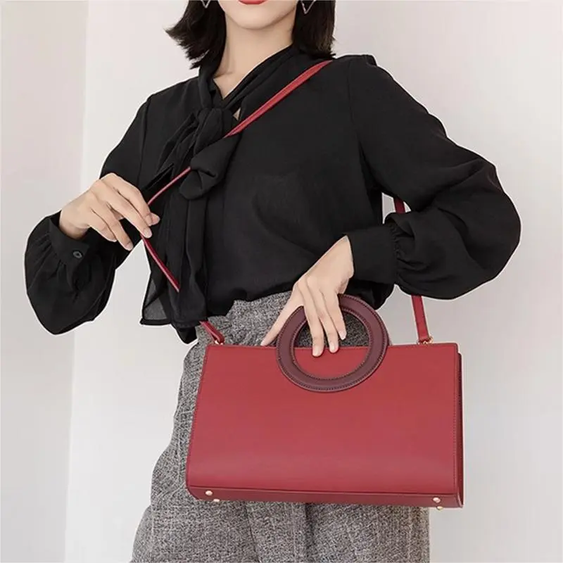 PAYOT Synthetic Leather Wedding Handbag Shoulder Bag Crossbody Bag Large Size Women's Burgundy-4