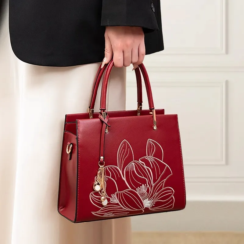 PAYOT Synthetic Leather Wedding Bag Shoulder Handbag Regular Women's Burgundy-2