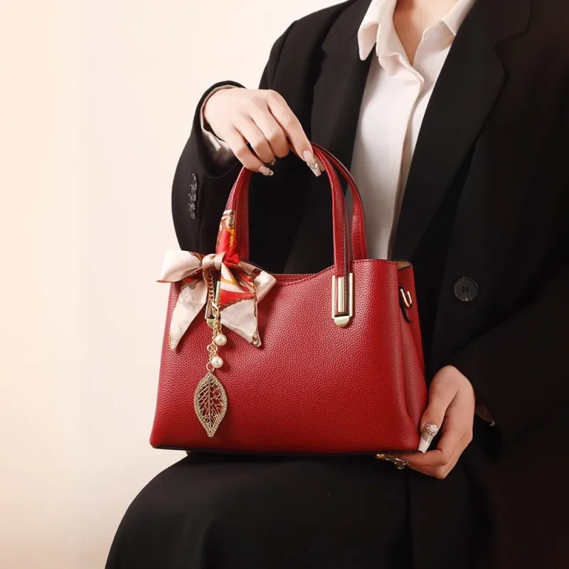 PAYOT Microfiber Synthetic Leather Handbag Shoulder Bag Crossbody Bag Regular Women's Burgundy-4
