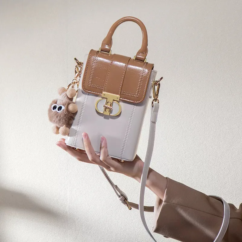 PAYOT Synthetic Leather Cell Phone Pouch Crossbody Handbag Women's Oil Wax White/White & Brown-7