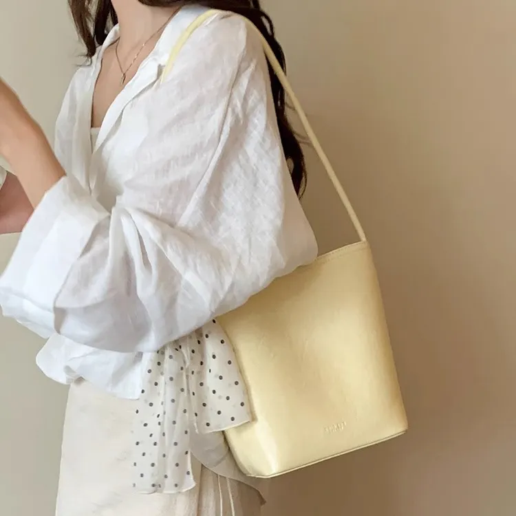 PAYOT Synthetic Leather Beautiful Moments Shoulder Bag Women's Light Yellow/Ecru-2