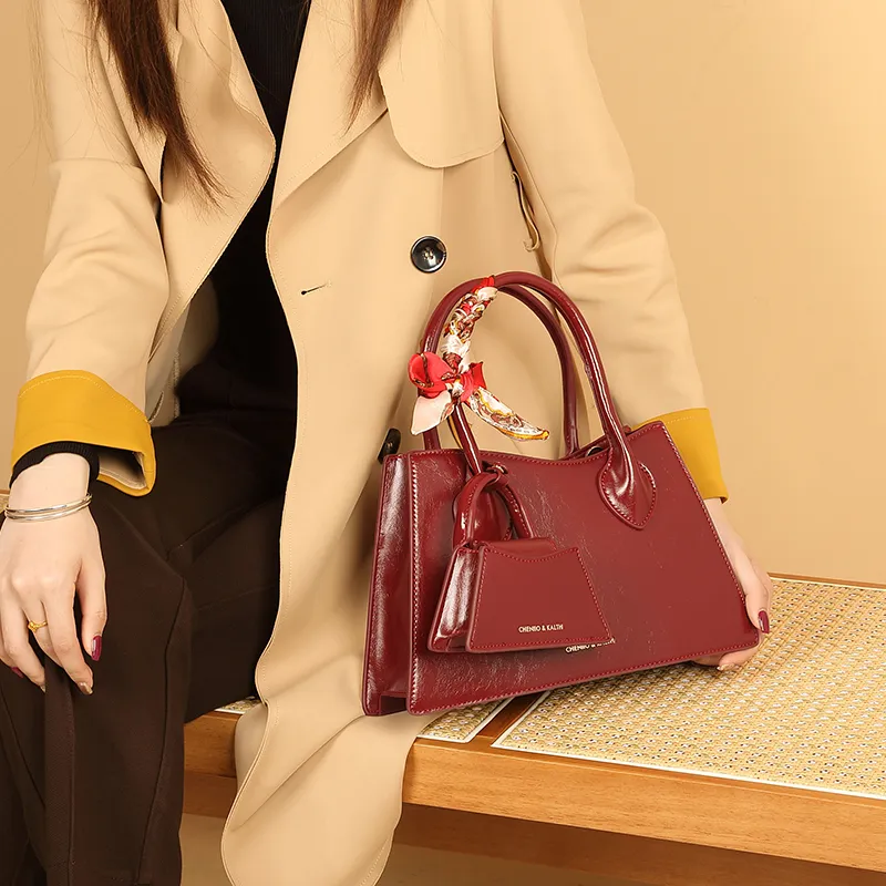 PAYOT Microfiber Synthetic Leather Shoulder Bag, Crossbody Bag, Handbag Women's Burgundy-3