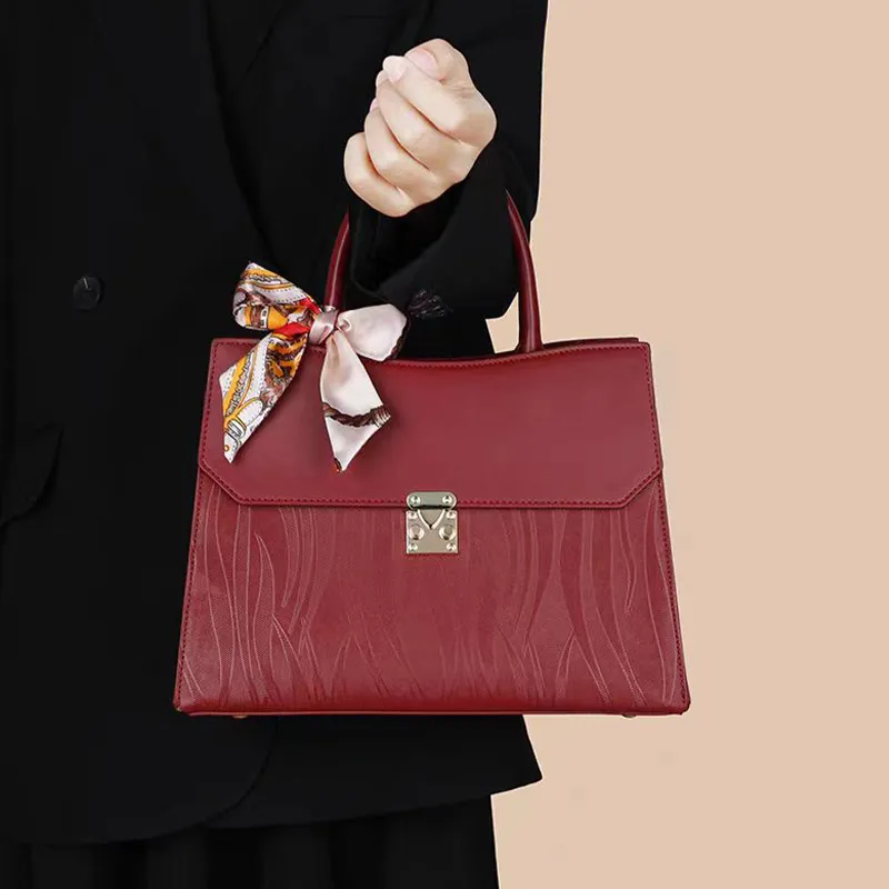PAYOT PU Wedding Bag, Shoulder Bag, Crossbody Bag, Handbag Regular Women's Burgundy-4