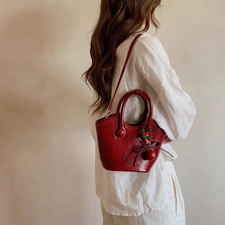 PAYOT Microfiber Synthetic Leather Shoulder Bag, Crossbody Bag, Handbag Women's Burgundy/Silver-4