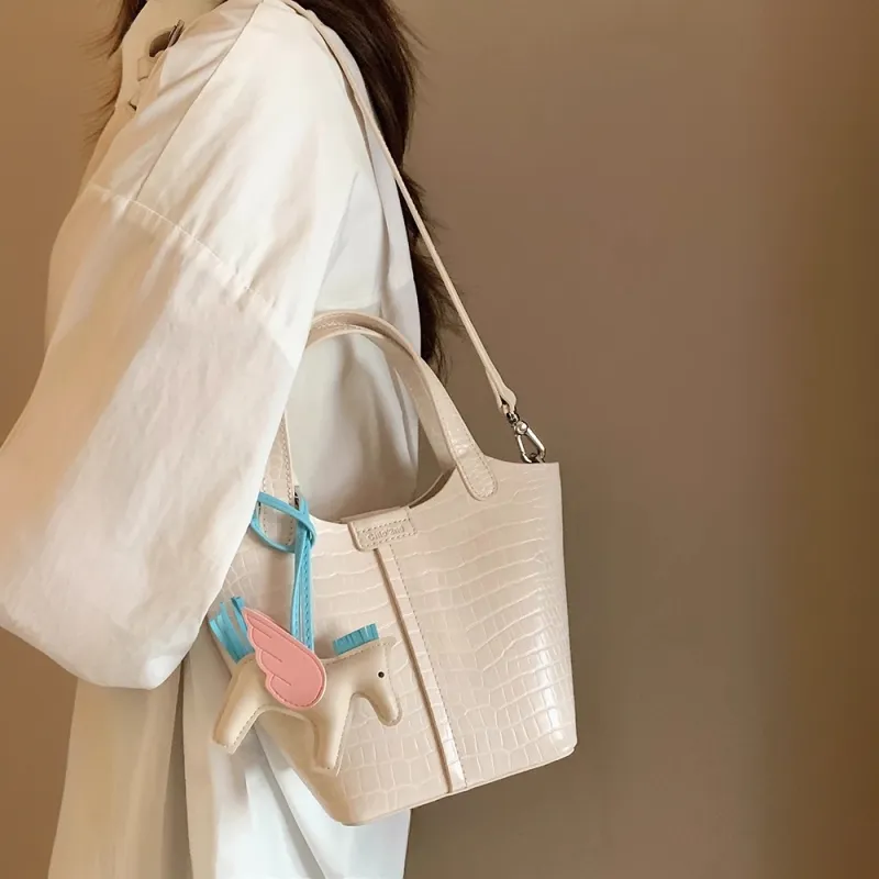 PAYOT Synthetic Leather Cloud Morning Dew Basket Bag, Shoulder Bag, Crossbody Bag, Handbag Women's Ecru/Light Yellow-1