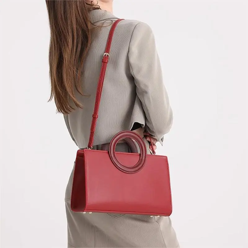 PAYOT Synthetic Leather Wedding Handbag Shoulder Bag Crossbody Bag Large Size Women's Burgundy-2