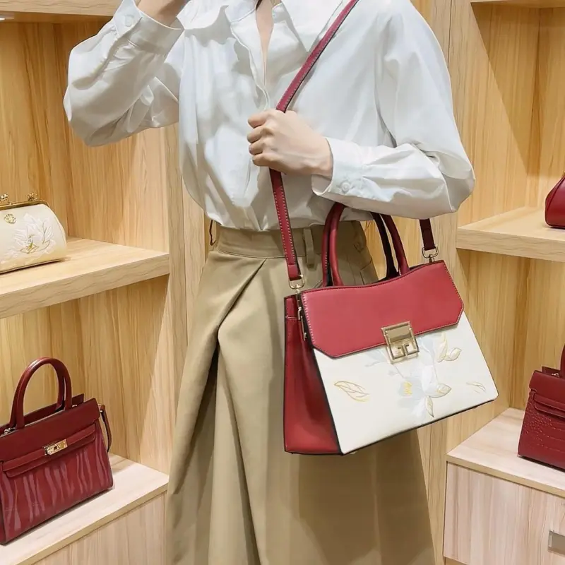PAYOT Microfiber Synthetic Leather Wedding Bag Shoulder Bag Crossbody Bag Handbag Large Size Women's Burgundy & Ecru-3