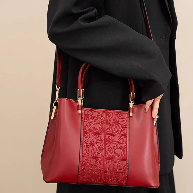 PAYOT Synthetic Leather One Shoulder Handbags Regular Women's Ecru/Apricot/Burgundy/Black-12