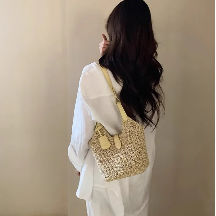 PAYOT Straw Woven Yunqi Listen To The Wind Underarm Shoulder Bag Women's Yellow-2