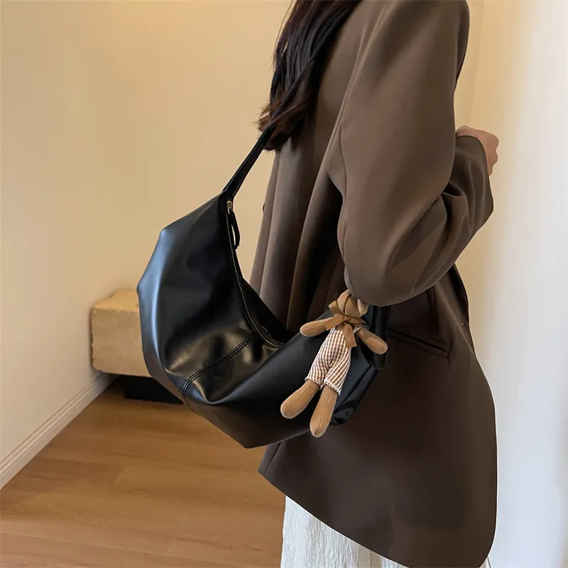 RUIPAI PU Water Dumpling Shoulder Bag Women's Black/Ecru/Coffee/Brown/Green-3