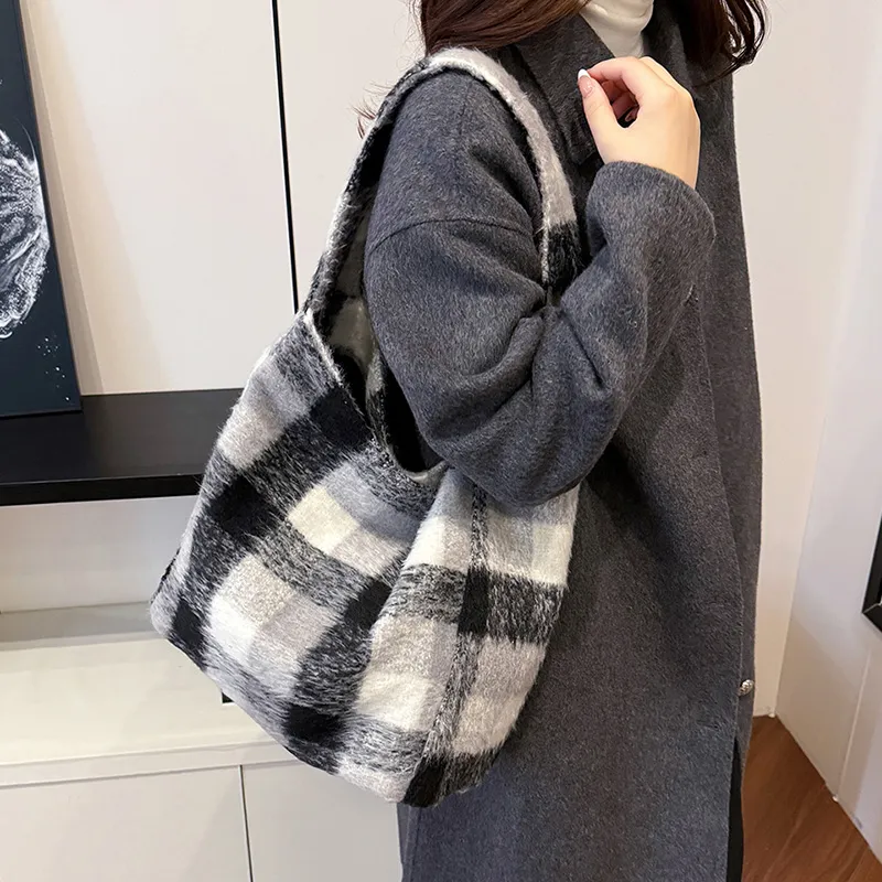 RUIPAI Woolen Tote Bag, Shopping Bag, Shoulder Bag Regular Women's Gray/Black/Black White Plaid/Brown-17