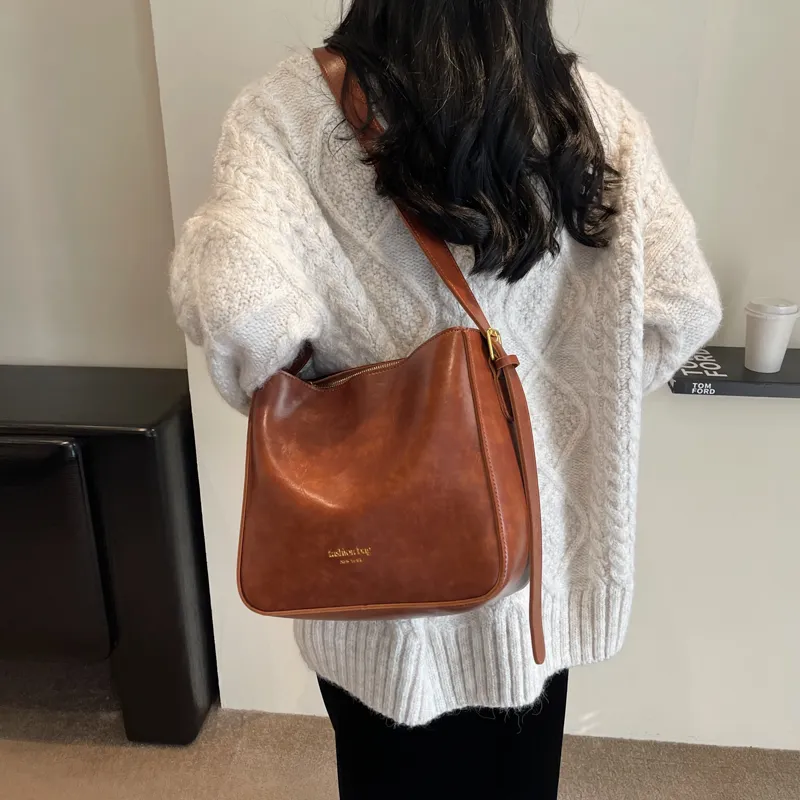 PINK·LAND PU Shoulder Bag Regular Women's Black/Brown/Coffee-4