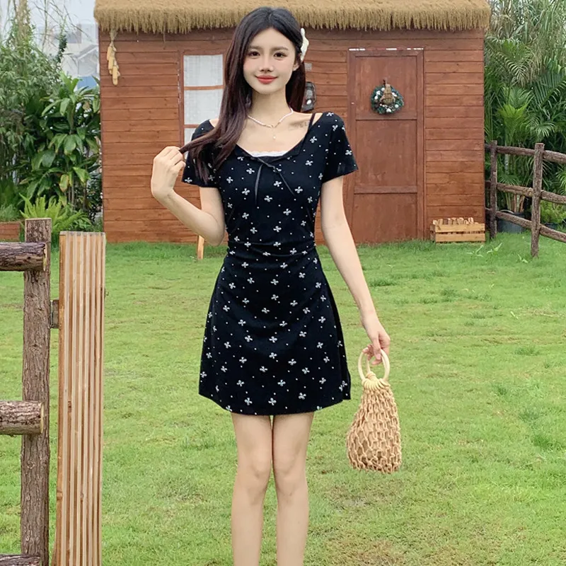 QUIET ANGEL Short Sleeved Dress Women's-6