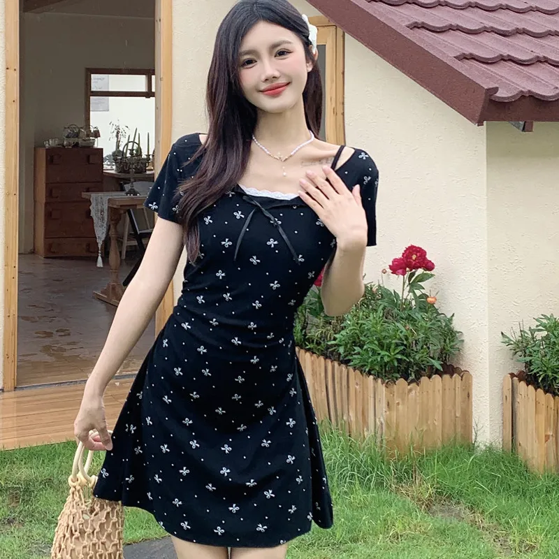 QUIET ANGEL Short Sleeved Dress Women's-8