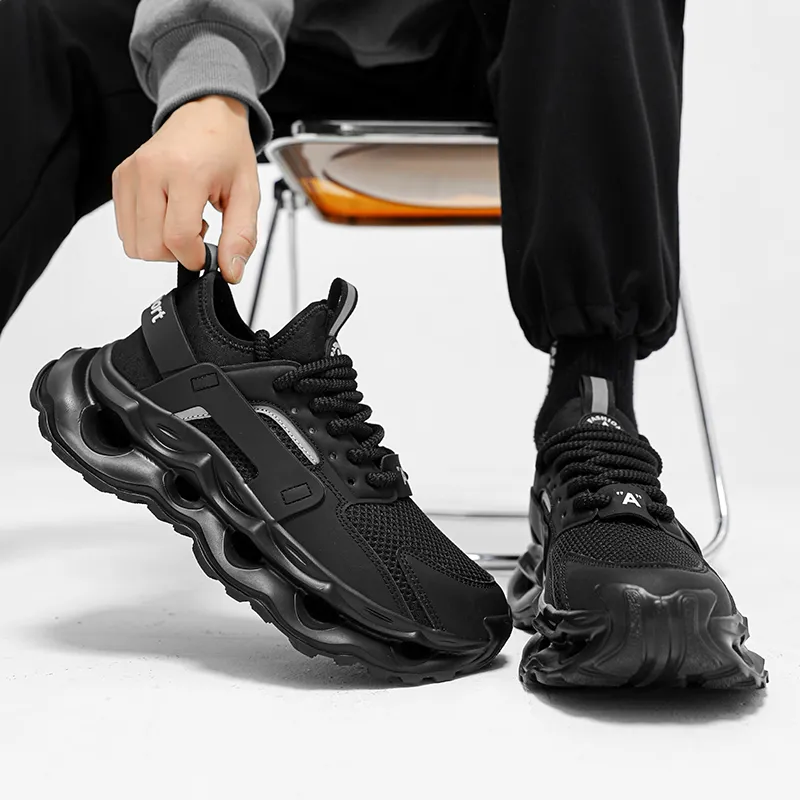 BANGNEY Anti-Slip Wear-Resistant Breathable Lightweight Height Increasing Low-Top Chunky Sneakers Men's-3