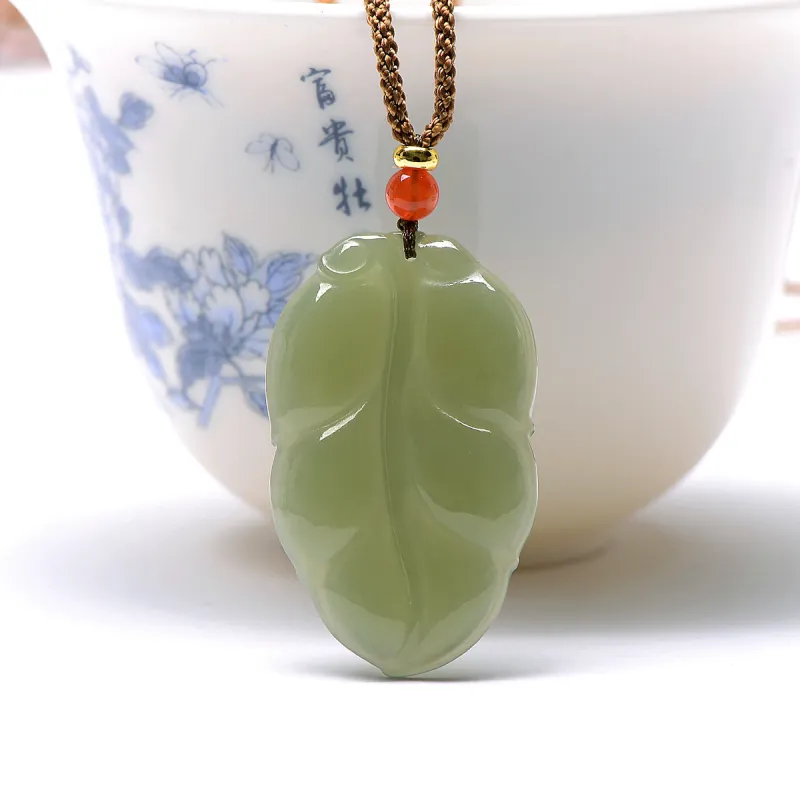 MARY WINDSOR Daiye Success Hetian Jade Pendant Pale Greenish White Jade Women's-2
