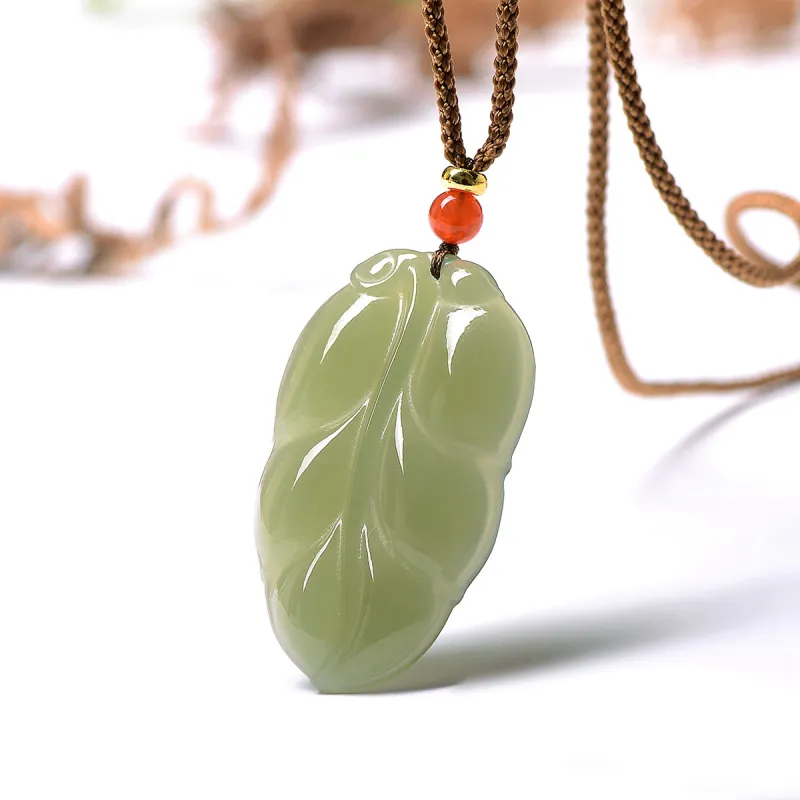 MARY WINDSOR Daiye Success Hetian Jade Pendant Pale Greenish White Jade Women's-4