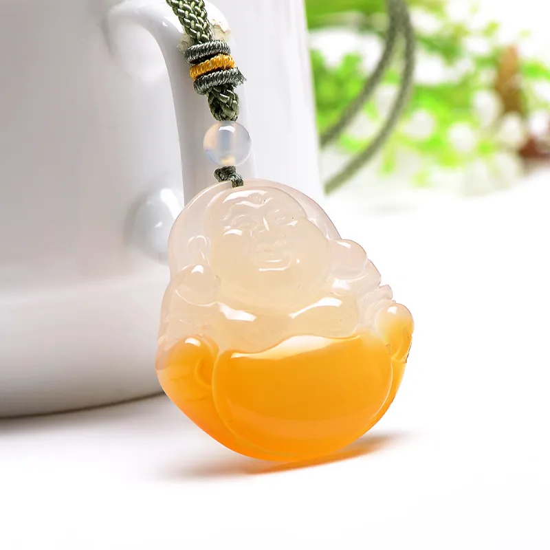 MARY WINDSOR Natural Chalcedony Pendants Unisex-3